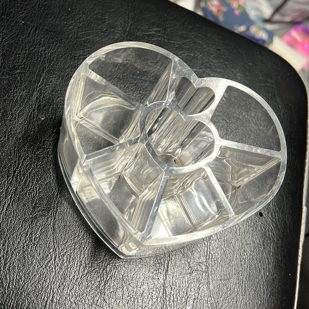 makeup brush organizer